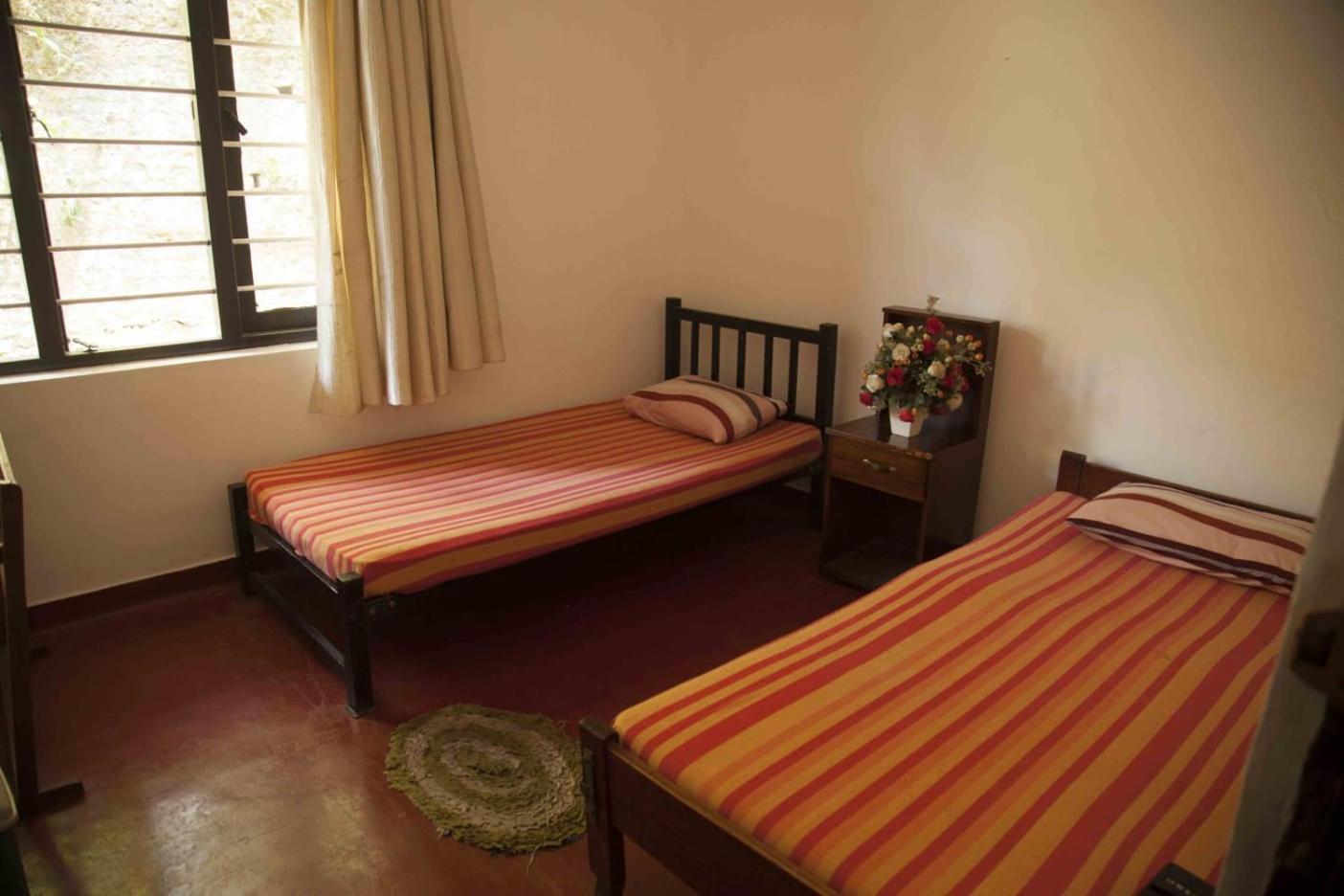 كاندي Antique Tourist Lodge المظهر الخارجي الصورة